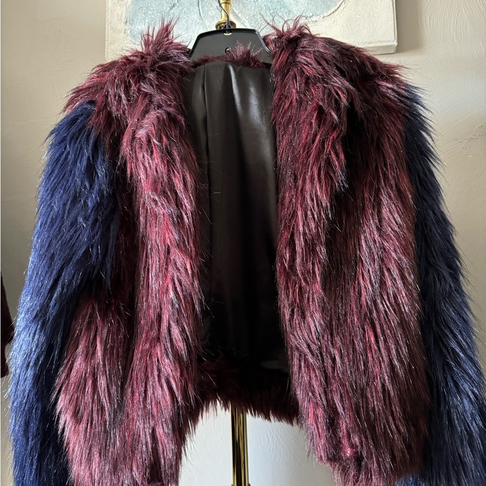 Super cute navy & burgundy faux fur coat.